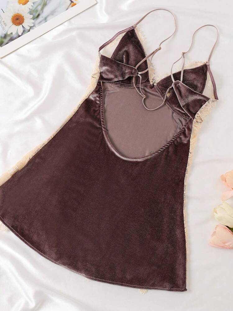 1pc Sexy Sleeveless Velvet & Lace Mini Slip Dress